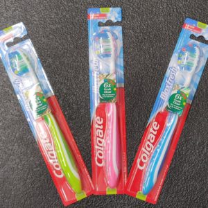 Colgate Max Fresh Medium Tooth brush